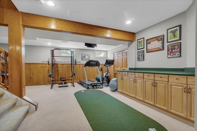 31495 Sleepy Hollow Lane, Beverly Hills, MI 48025