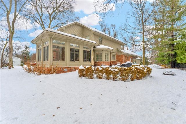 31495 Sleepy Hollow Lane, Beverly Hills, MI 48025