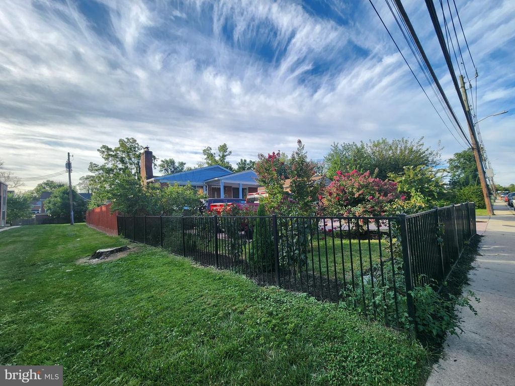 3711 SEVEN MILE LANE, Baltimore, MD 21208