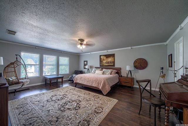 2422 Thrasher Oak, San Antonio, TX 78232