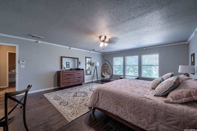 2422 Thrasher Oak, San Antonio, TX 78232