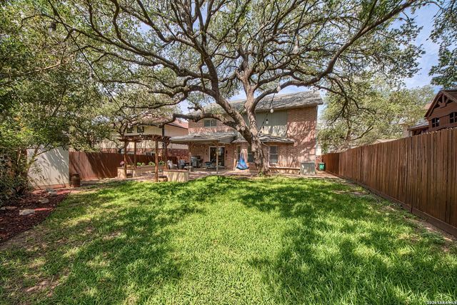 2422 Thrasher Oak, San Antonio, TX 78232