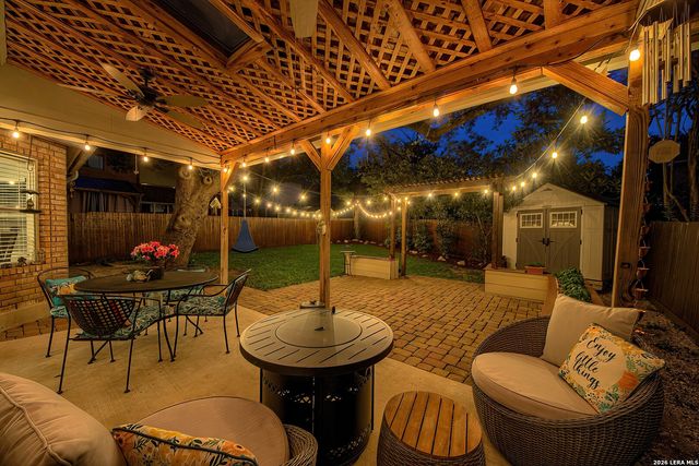 2422 Thrasher Oak, San Antonio, TX 78232