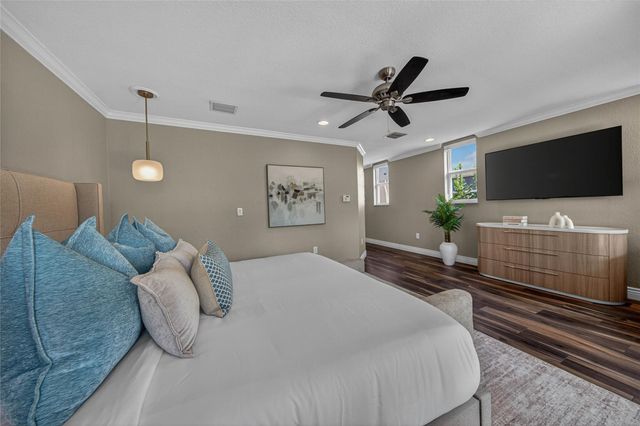 1215 NE 1st Street, Fort Lauderdale, FL 33301