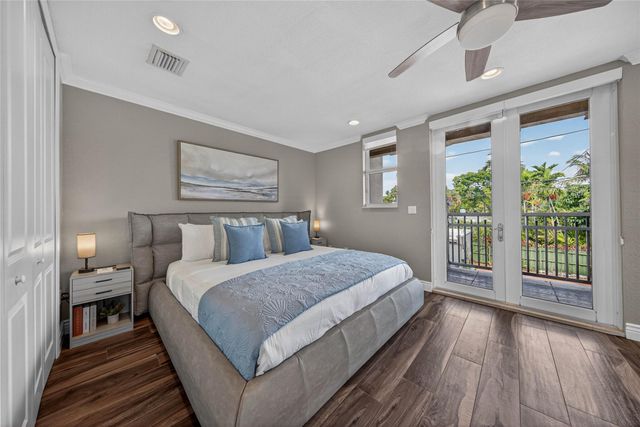 1215 NE 1st Street, Fort Lauderdale, FL 33301