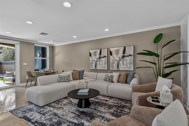 1215 NE 1st Street, Fort Lauderdale, FL 33301