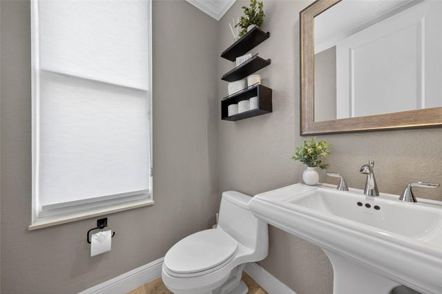 1215 NE 1st Street, Fort Lauderdale, FL 33301