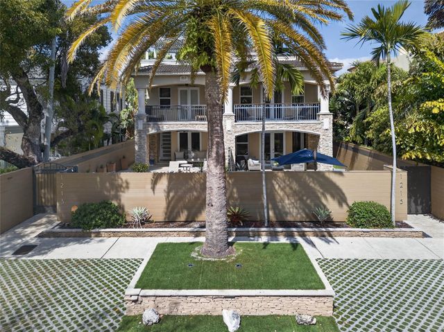 1215 NE 1st Street, Fort Lauderdale, FL 33301