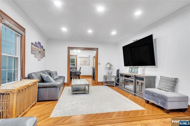 353 Page Avenue, Lyndhurst, NJ 07071