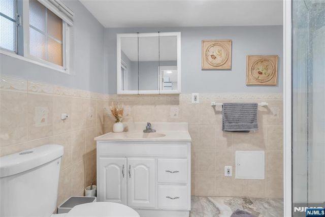 353 Page Avenue, Lyndhurst, NJ 07071