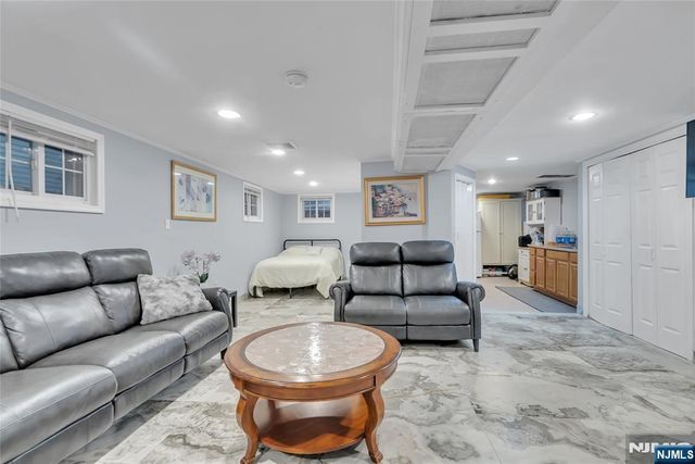353 Page Avenue, Lyndhurst, NJ 07071