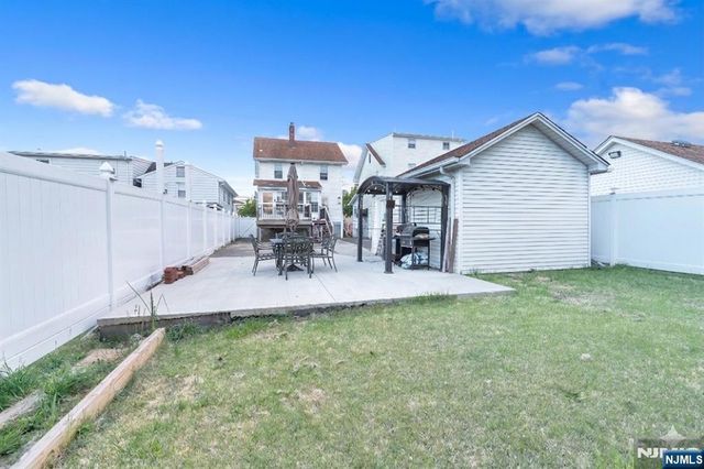 353 Page Avenue, Lyndhurst, NJ 07071