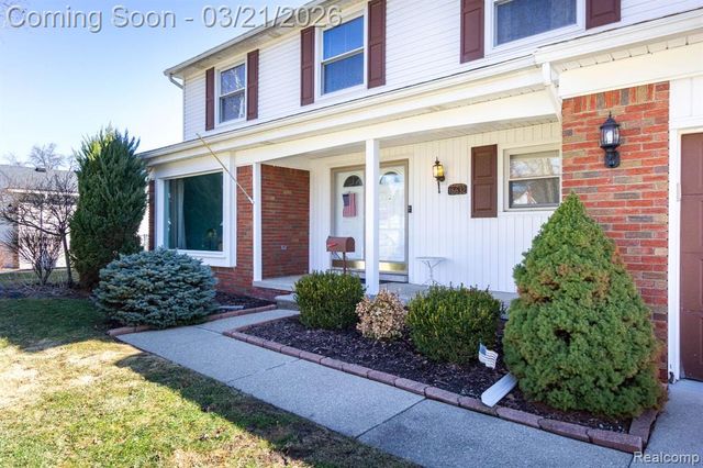 16632 Parklane Street, Livonia, MI 48154
