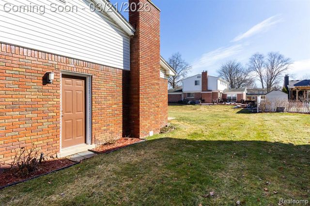 16632 Parklane Street, Livonia, MI 48154