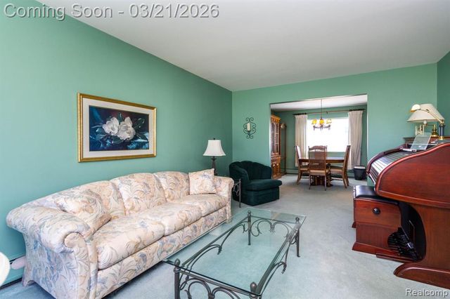 16632 Parklane Street, Livonia, MI 48154