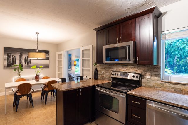 1401 NE 17th Way, Fort Lauderdale, FL 33304