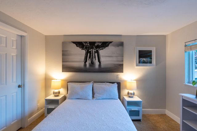 1401 NE 17th Way, Fort Lauderdale, FL 33304
