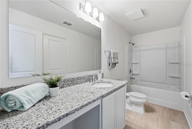 9572 WESTSIDE HILLS DRIVE, Davenport, FL 33896