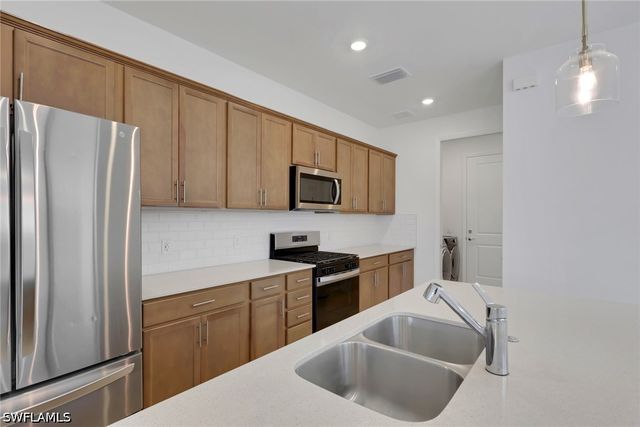 20789 Napa LOOP, Estero, FL 33928
