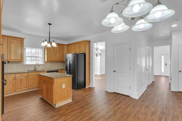 480 Young James Circle, Stockbridge, GA 30281