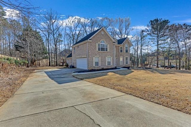 480 Young James Circle, Stockbridge, GA 30281