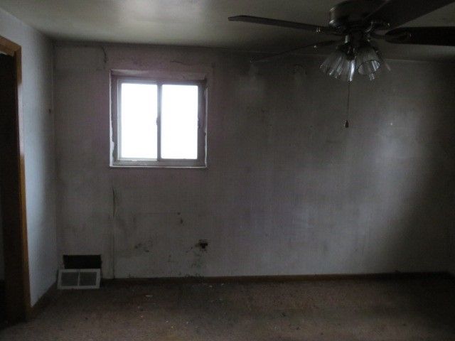 326 Jean Dr, Baldwin Boro, PA 15236