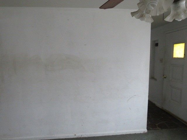 326 Jean Dr, Baldwin Boro, PA 15236