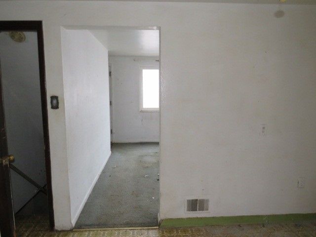 326 Jean Dr, Baldwin Boro, PA 15236