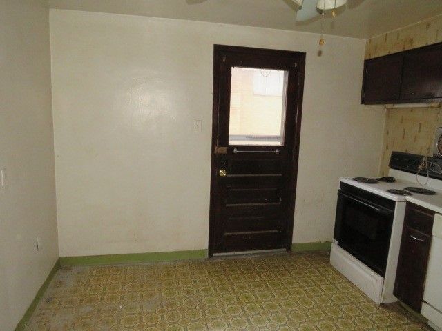 326 Jean Dr, Baldwin Boro, PA 15236