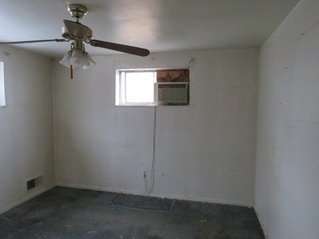 326 Jean Dr, Baldwin Boro, PA 15236