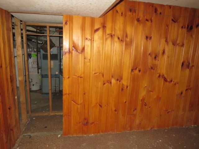 326 Jean Dr, Baldwin Boro, PA 15236