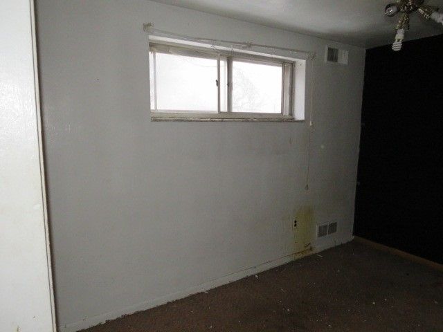 326 Jean Dr, Baldwin Boro, PA 15236