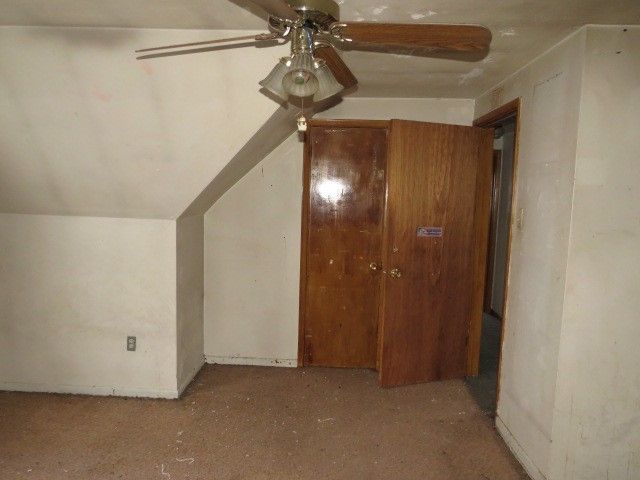 326 Jean Dr, Baldwin Boro, PA 15236