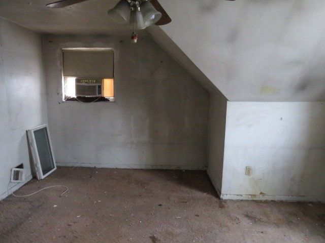 326 Jean Dr, Baldwin Boro, PA 15236