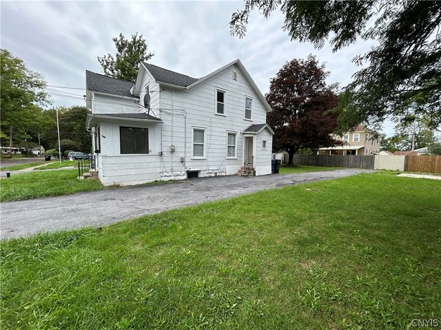 142 West Warrington Road, Syracuse, NY 13205