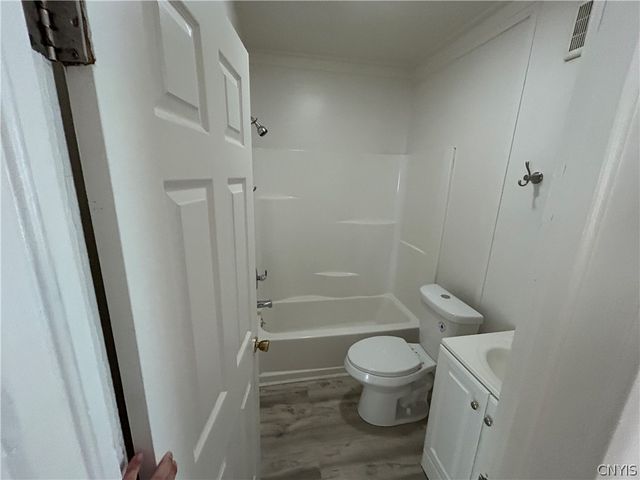 142 West Warrington Road, Syracuse, NY 13205