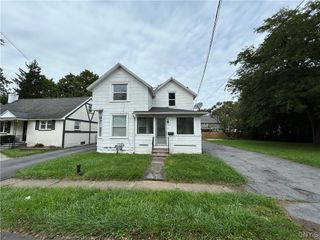 142 West Warrington Road, Syracuse, NY 13205