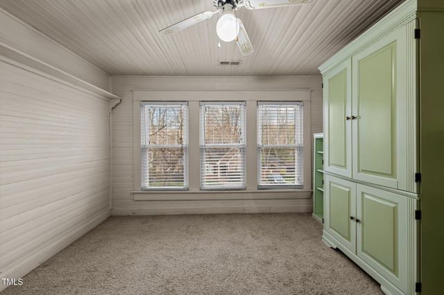 529 Hillcrest Avenue, Burlington, NC 27215