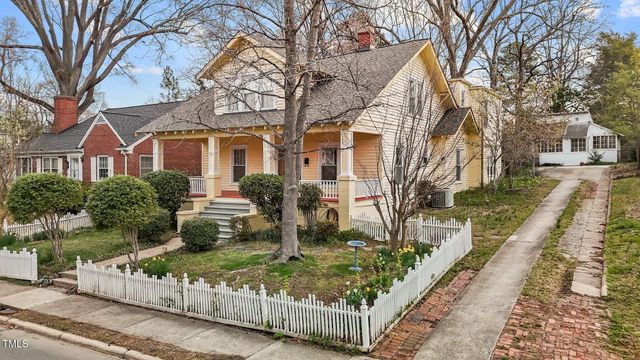 529 Hillcrest Avenue, Burlington, NC 27215