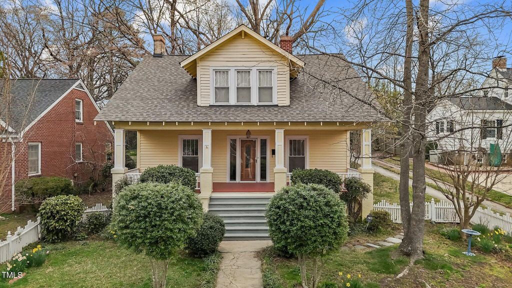 529 Hillcrest Avenue, Burlington, NC 27215