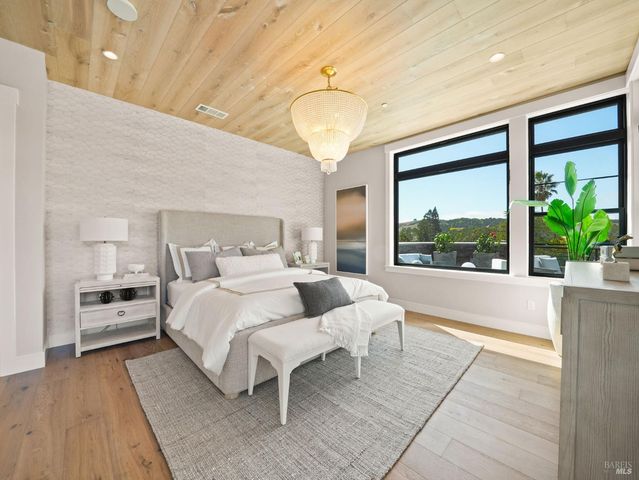 110 Erin Ct, San Rafael, CA 94903