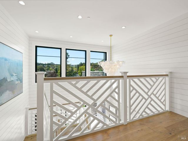 110 Erin Ct, San Rafael, CA 94903