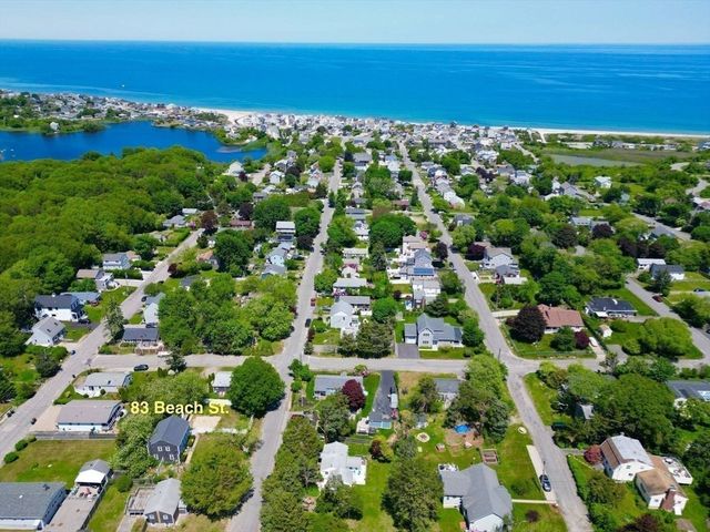 83 Beach St, Plymouth, MA 02360