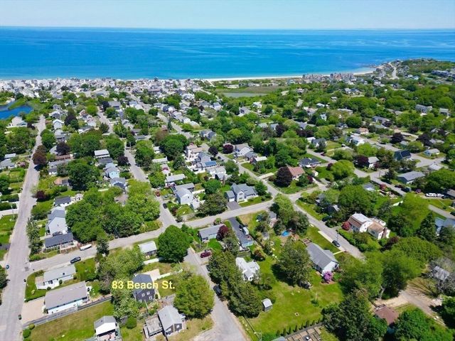 83 Beach St, Plymouth, MA 02360