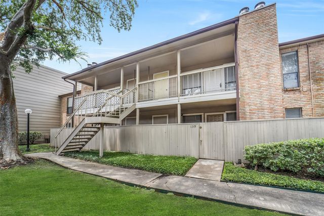 2110 Wilcrest Drive 239, Houston, TX 77042