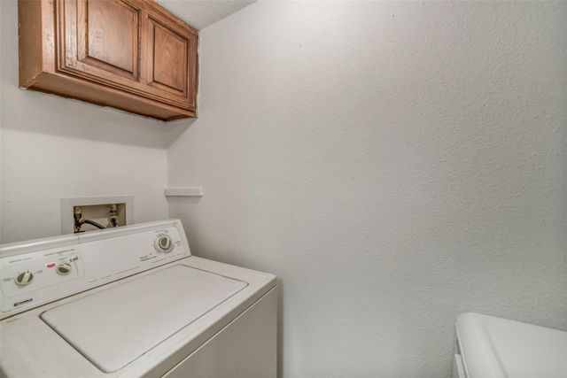 2110 Wilcrest Drive 239, Houston, TX 77042