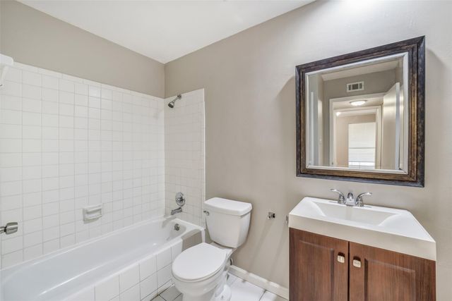 2110 Wilcrest Drive 239, Houston, TX 77042