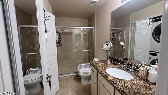 9064 Gervais CIR 105, Naples, FL 34120