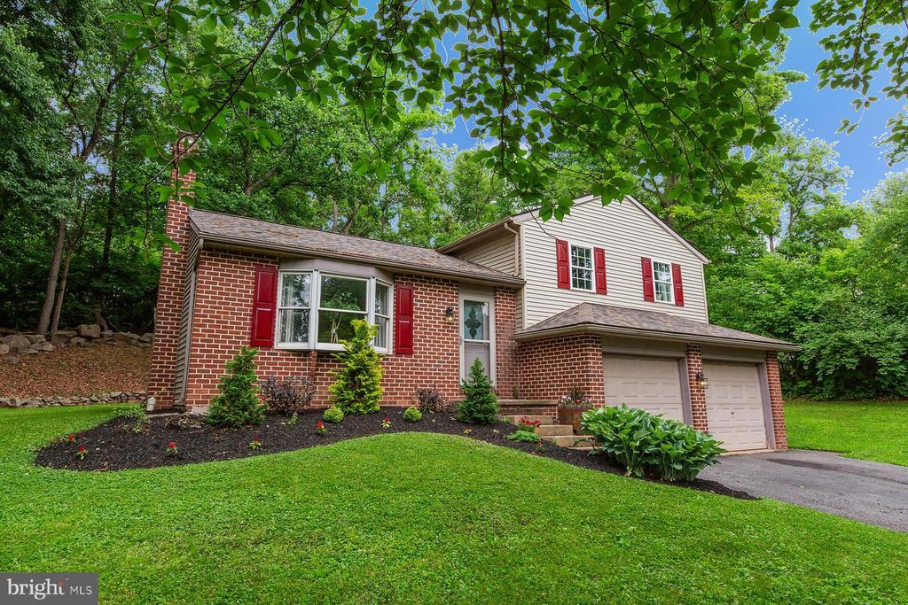 125 BOULDER DR, Denver, PA 17517