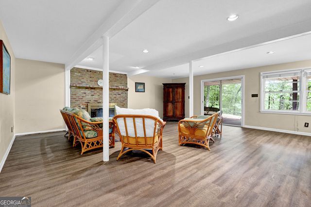 1888 Buford Dam Road, Buford, GA 30518